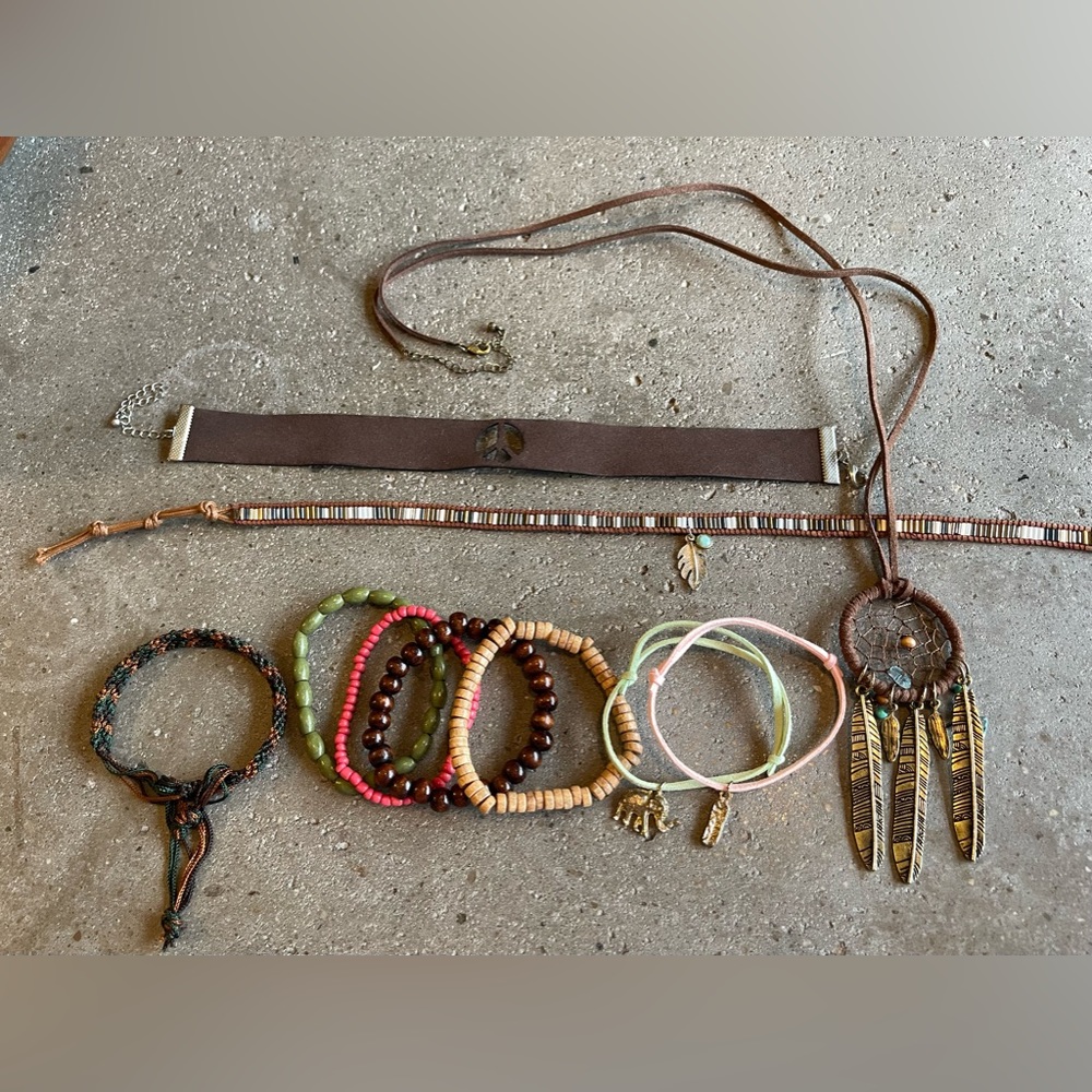 Jewelry, costume, reproduction 1960’s theme